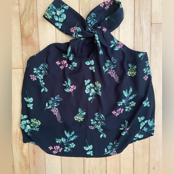 Abercrombie & Fitch black and floral halter top. - Picture 1 of 5